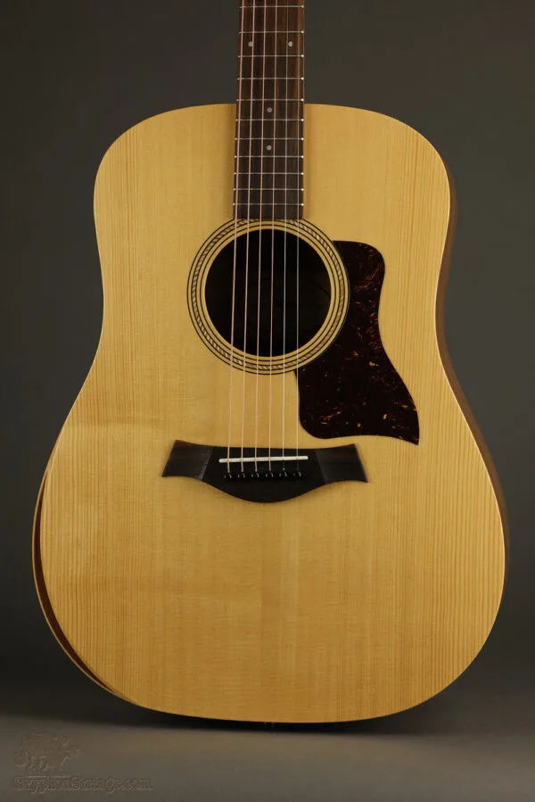 Taylor Academy 10 Acoustic Guitar – New