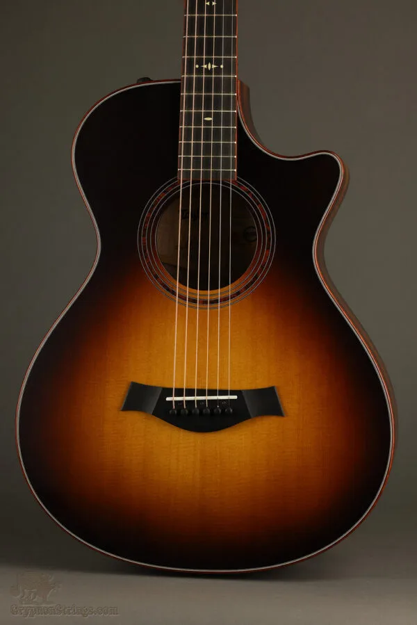 Taylor Custom Aged Maple Grand Concert 12-Fret Acoustic Electric Guitar – New