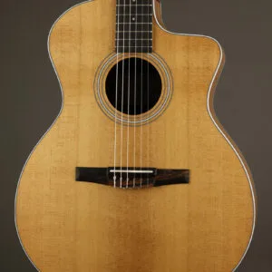 Taylor Guitars 214ce-N Nylon String Acoustic Guitar – New