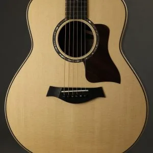 Taylor Guitars GT 811e, Rosewood/Spruce Steel String Acoustic Guitar New