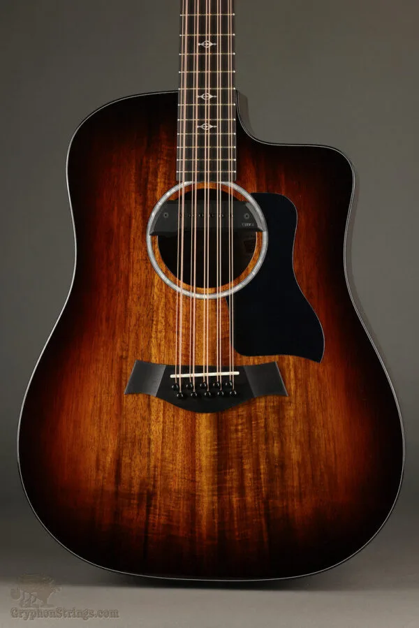 Taylor Somos 260ce-K DLX Bajo Quinto 10-string – New