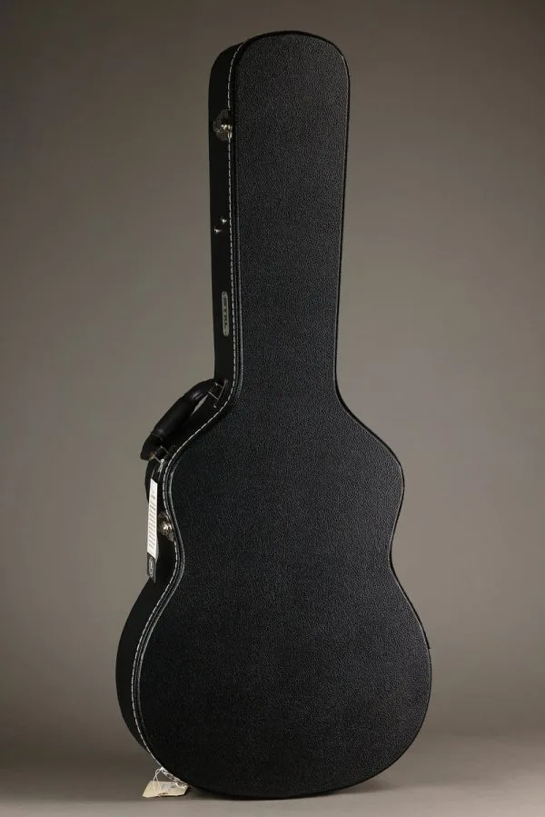 TKL 7905 Performer™ OM / 000 Guitar Hardshell Case
