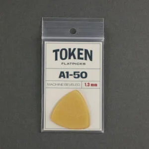 Token A1-50 Large Triangle (1.27 mm) Amber Pick