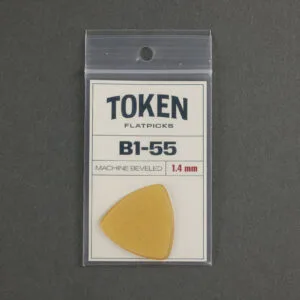 Token B1-55 Small Triangle (1.40 mm) Amber Pick