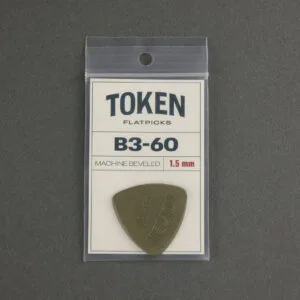 Token B3-60 Small Triangle (1.52 mm) Green Pick