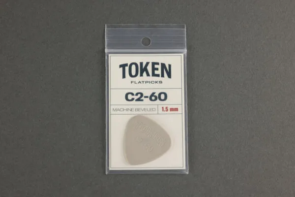 Token C2-60 Two-Round (1.52 mm) Tan Pick