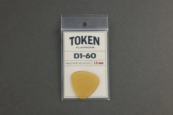 Token D1-60 All-Round (1.52 mm) Amber Pick